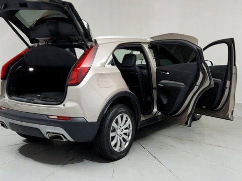 Certified 2023 Cadillac XT4 Premium Luxury w/ Cold Weather Package AWD/4WD image 11