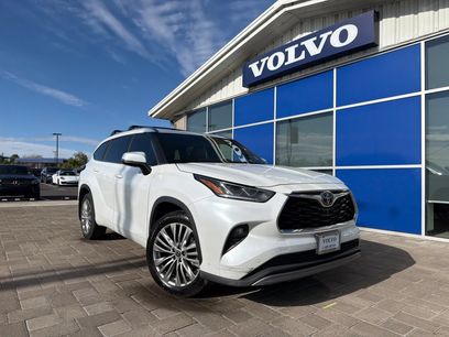 Used 2022 Toyota Highlander Platinum