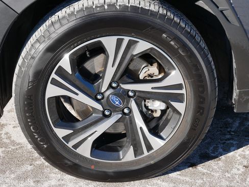 Used 2024 Subaru Crosstrek 2.0i Premium image 15