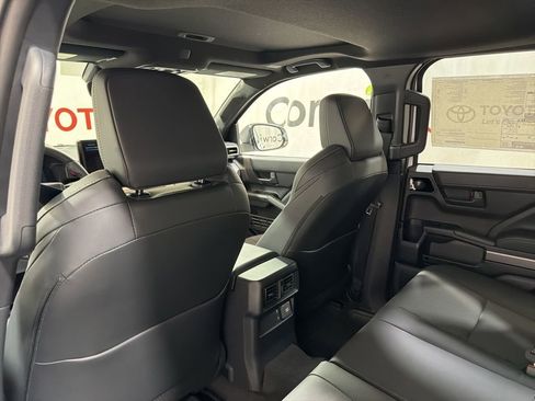 Used 2026 Toyota 4Runner Limited AWD/4WD image 21