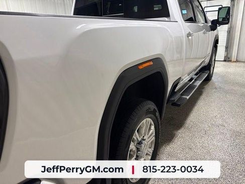 Used 2021 GMC Sierra 2500 Denali w/ Denali Ultimate Package AWD/4WD image 9
