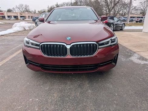 Certified 2023 BMW 530i xDrive w/ Premium Package image 8