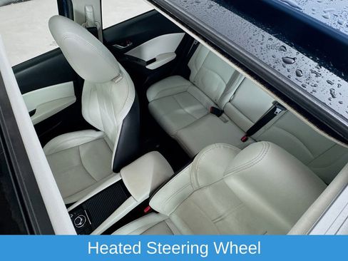 Used 2017 MAZDA MAZDA3 Grand Touring w/ Premium Equipment Package image 25