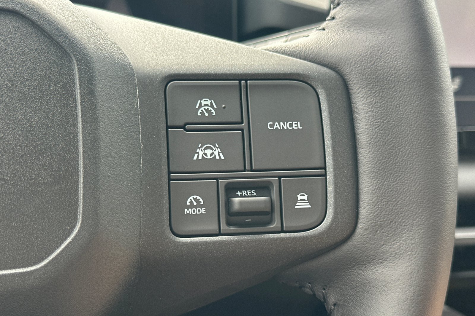 New 2026 Toyota RAV4 XSE AWD/4WD image 28