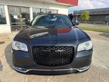 Used 2015 Chrysler 300 Limited image 4