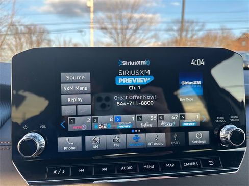 Used 2024 Mitsubishi Outlander SEL image 17