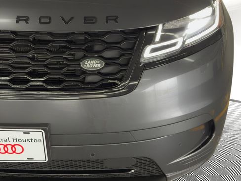 Used 2022 Land Rover Range Rover Velar S image 11