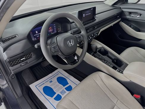 Used 2024 Honda Accord EX image 9
