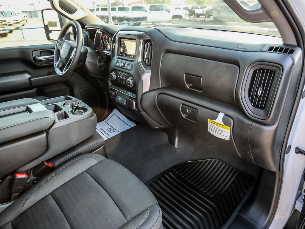New 2026 Chevrolet Silverado 2500 Custom w/ Custom Value Package AWD/4WD image 20