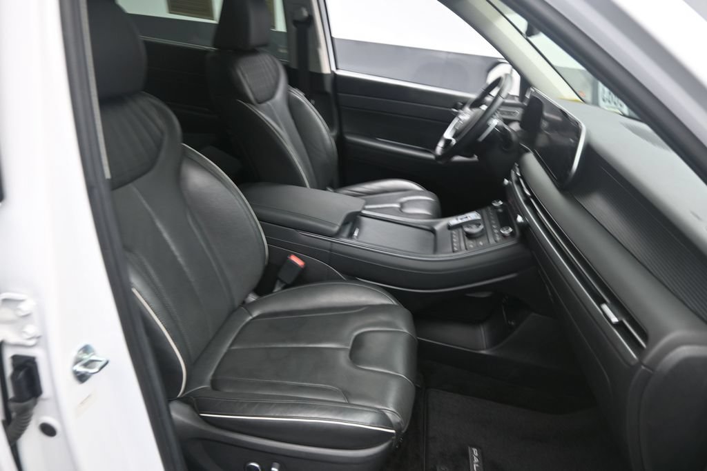 Used 2024 Hyundai Palisade Limited FWD image 30