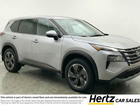 Used 2025 Nissan Rogue SV FWD image 1