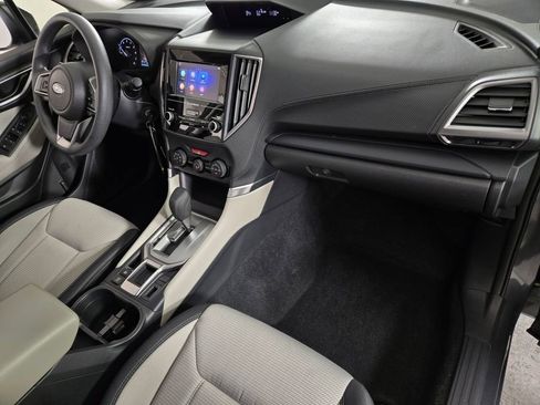 Certified 2024 Subaru Forester Base image 22