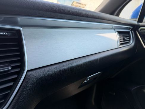 Used 2015 Porsche Macan S AWD/4WD image 27