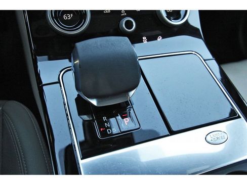 Used 2023 Land Rover Range Rover Velar R-Dynamic S image 28