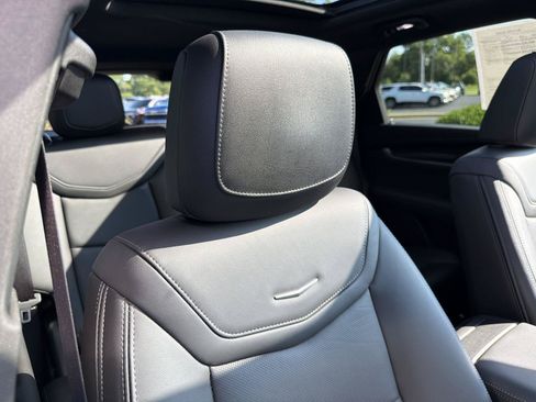 Used 2023 Cadillac XT5 Premium Luxury AWD/4WD image 38