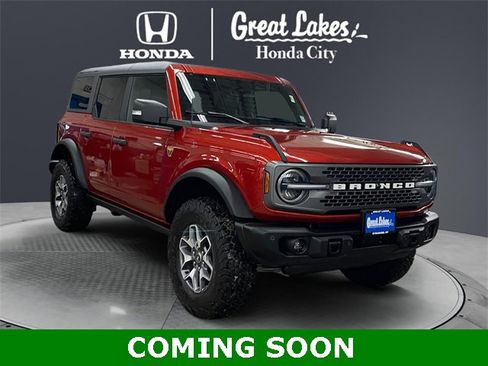 Used 2023 Ford Bronco Badlands image 1