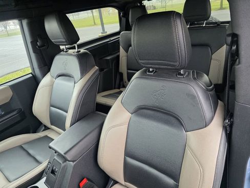 Used 2024 Ford Bronco Big Bend image 12