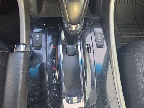 Used 2017 Honda Accord EX-L image 24