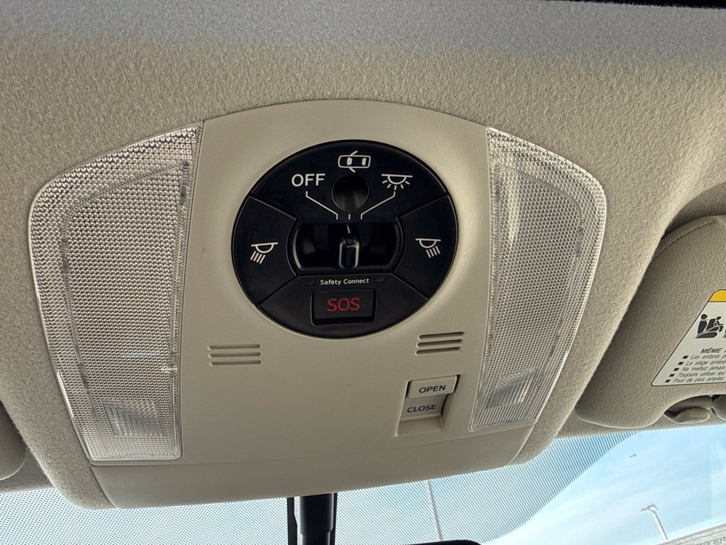 Used 2010 Toyota Prius Four w/ Solar Roof Pkg FWD image 16