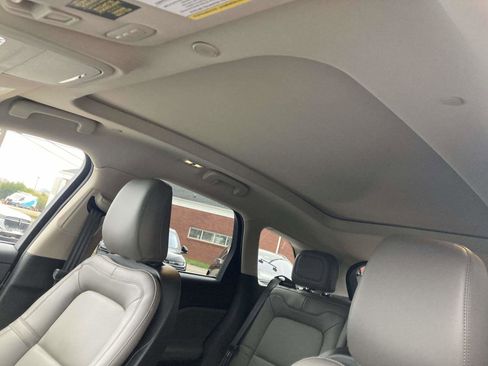 New 2026 Lincoln Corsair Premiere image 22