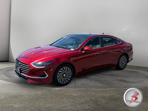 Used 2023 Hyundai Sonata Limited FWD image 3