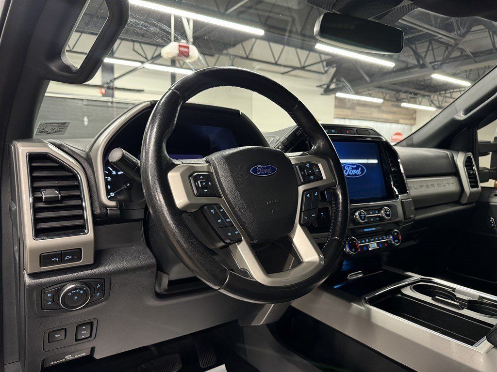 Used 2022 Ford F250 Lariat w/ Lariat Ultimate Package AWD/4WD image 25