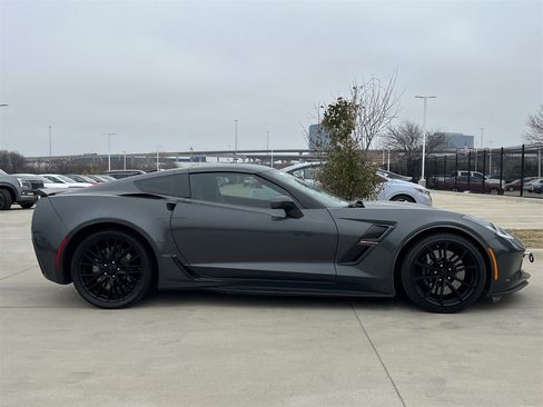 Used 2017 Chevrolet Corvette Grand Sport image 3