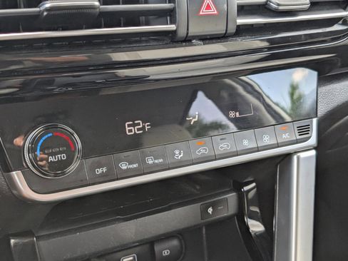 Certified 2021 Kia Seltos EX image 39