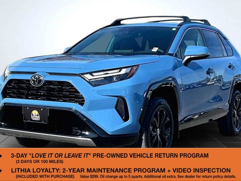 Used 2025 Toyota RAV4 SE w/ Weather Package AWD/4WD image 1