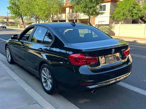 Used 2017 BMW 320i Sedan RWD image 6