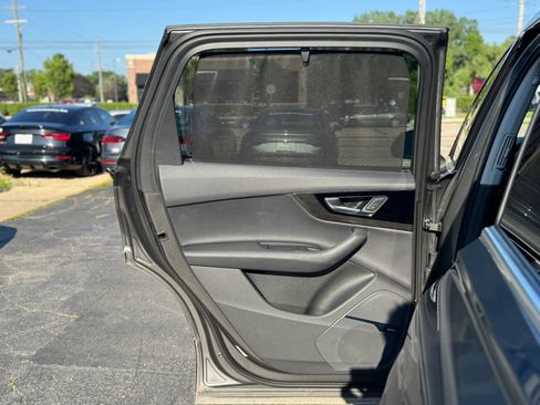 Used 2019 Audi Q7 3.0T Prestige AWD/4WD image 37