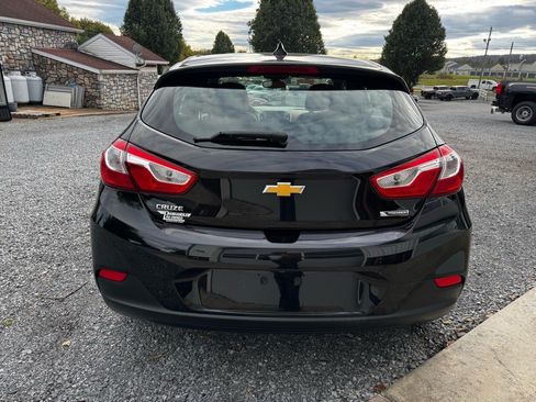 Used 2017 Chevrolet Cruze Premier FWD image 6