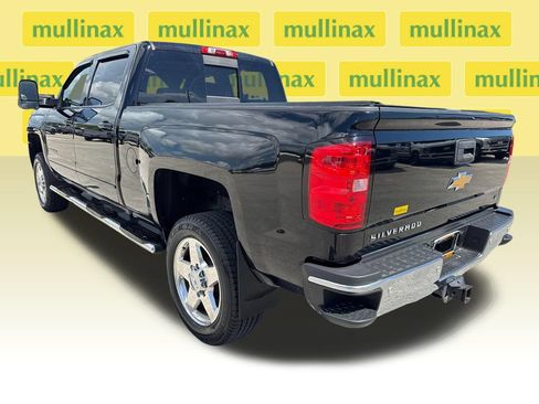 Used 2015 Chevrolet Silverado 2500 LT w/ LT Convenience Package RWD image 8