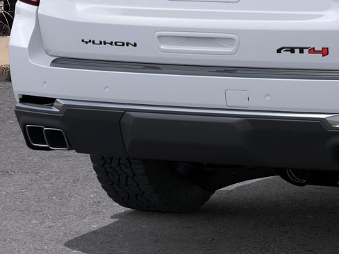New 2026 GMC Yukon AT4 w/ AT4 Premium Package AWD/4WD image 14