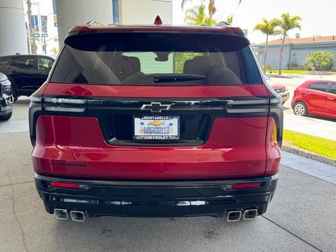 New 2026 Chevrolet Traverse RS w/ LPO, Floor Liner Package FWD image 4