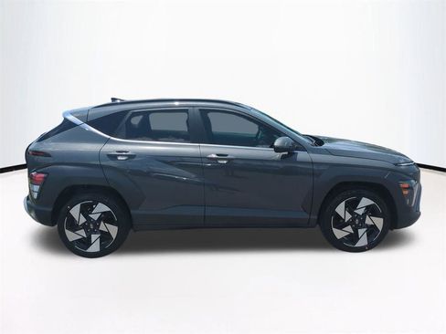 New 2026 Hyundai Kona Limited FWD image 4