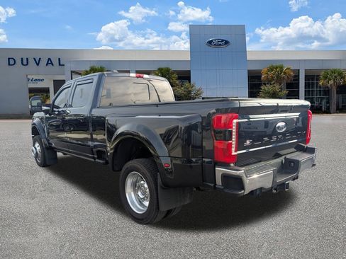 Used 2023 Ford F450 Lariat image 6