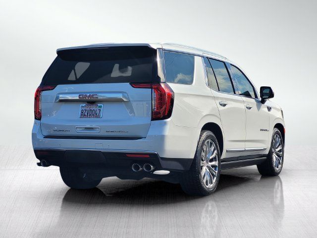 Used 2022 GMC Yukon Denali w/ Denali Premium Package AWD/4WD image 4