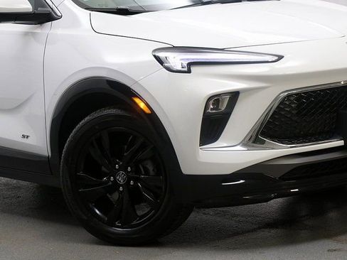 New 2026 Buick Encore GX Sport Touring image 3