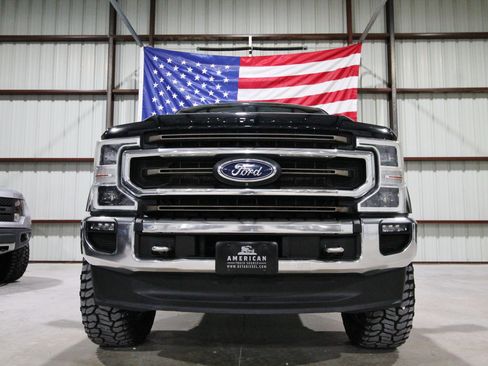 Used 2021 Ford F250 King Ranch w/ King Ranch Ultimate Package AWD/4WD image 2