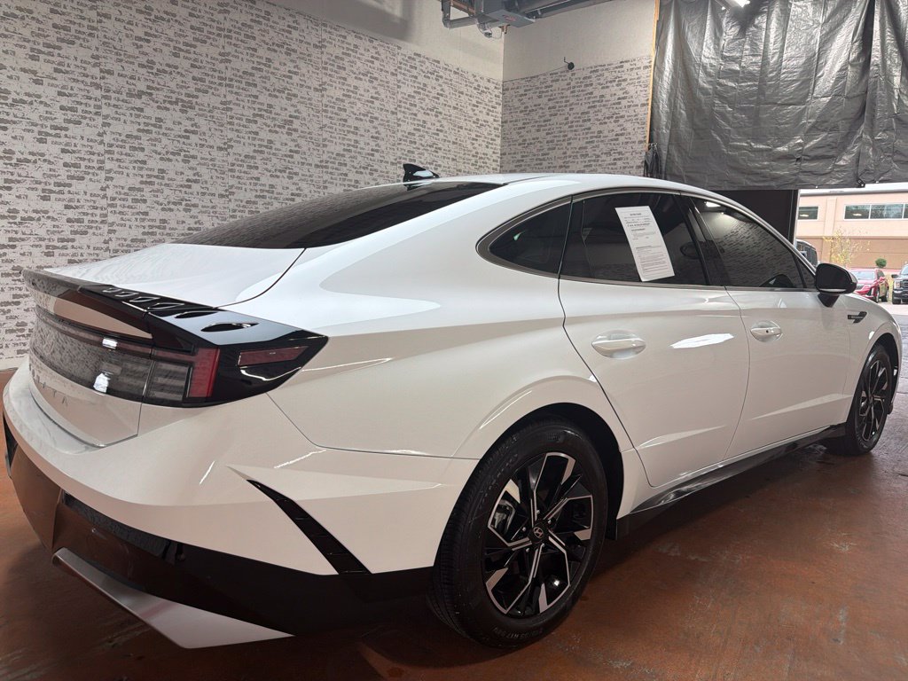 Certified 2025 Hyundai Sonata SEL FWD image 7