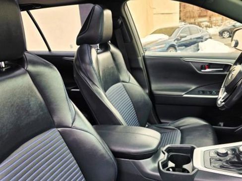 Used 2019 Toyota RAV4 XSE AWD/4WD image 35