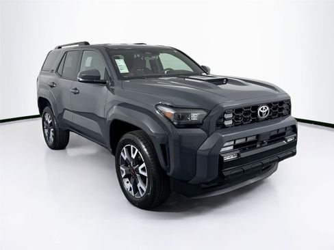 Certified 2025 Toyota 4Runner TRD Sport image 9