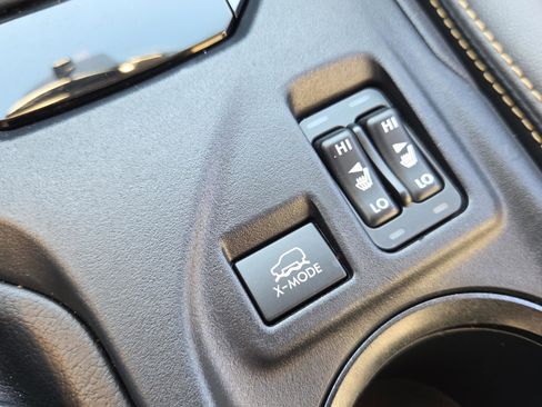 Used 2022 Subaru Crosstrek 2.5i Sport w/ Moonroof Package image 22