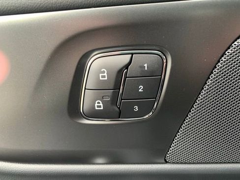 New 2026 Lincoln Nautilus Reserve image 15