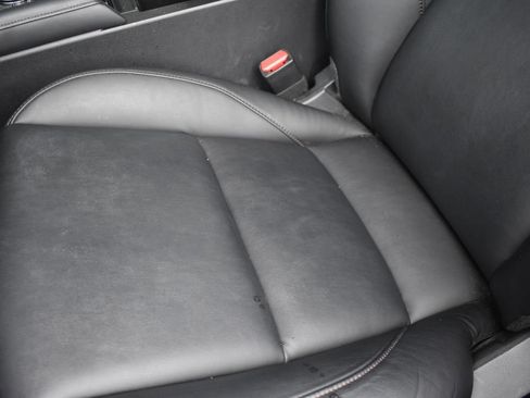 Used 2025 MAZDA MAZDA3 s FWD image 11