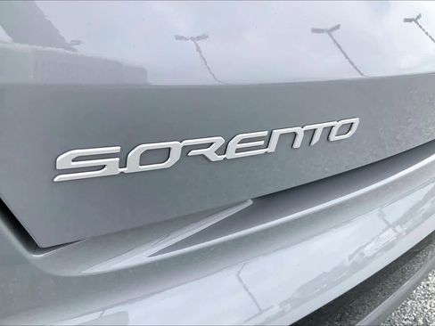 Used 2023 Kia Sorento SX image 30