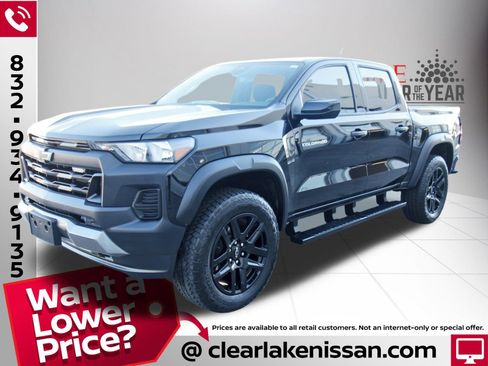 Used 2024 Chevrolet Colorado Trail Boss w/ Advanced Trailering Package image 3