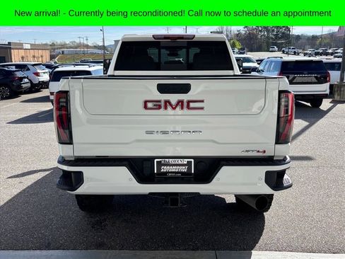Used 2025 GMC Sierra 2500 AT4 w/ AT4 Premium Plus Package image 25