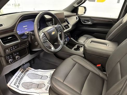 Used 2023 Chevrolet Tahoe LT w/ LT Signature Plus Package AWD/4WD image 10